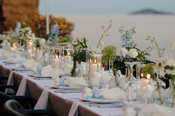 table dressing, greek wedding, syros, wedding dinner, flower decoration