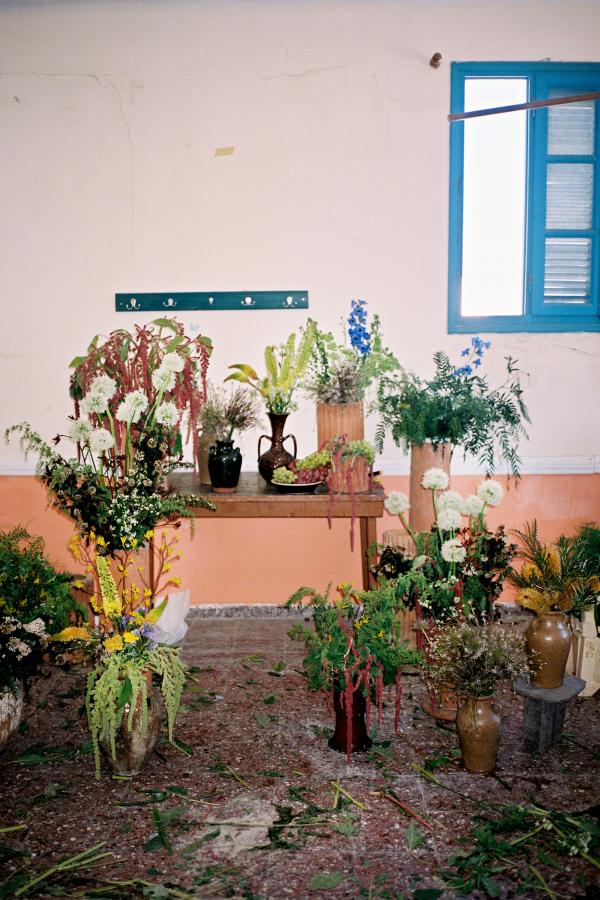 flower decoration, anafi, greek wedding, wedding decoration, ceramics
