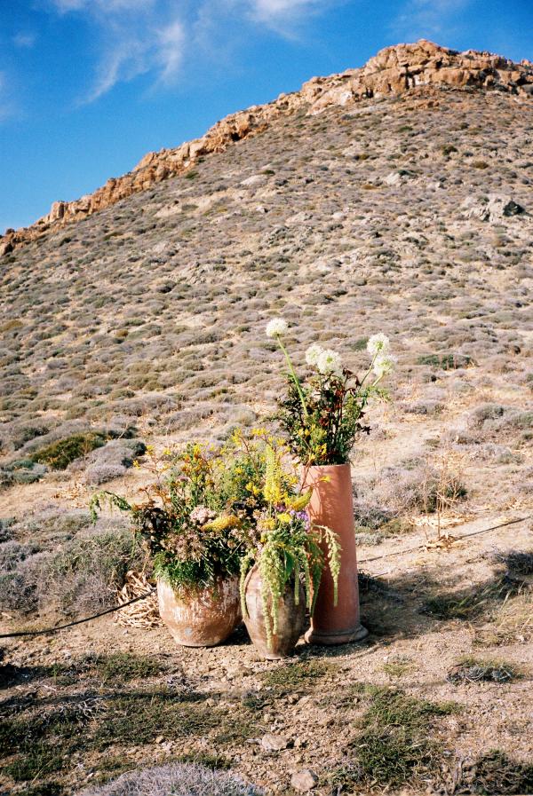 anafi, greek wedding, flower decoration, greek island, wedding ceremony, mountain island
