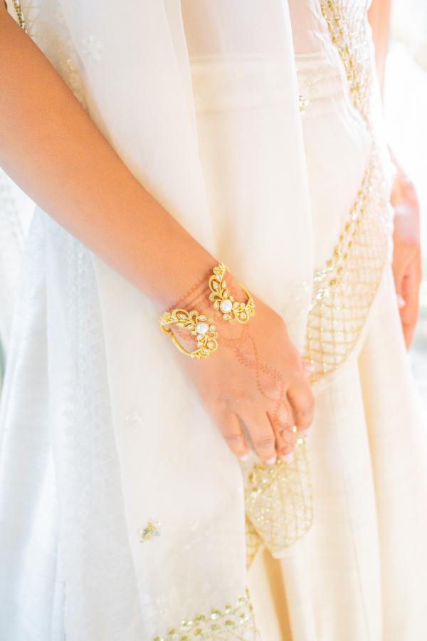 Indo-Greek wedding, pre wedding, wedding outfit, wedding dress, bride, wedding jewerly 