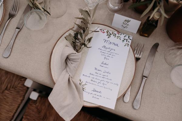Greek wedding, Greek island, Serifos, wedding venue, nature, wedding decoration, tablesetting, ceramic vases, olive branches, wedding menu 